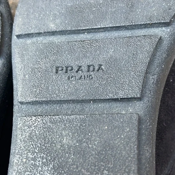 Prada boots - Picture 10 of 10